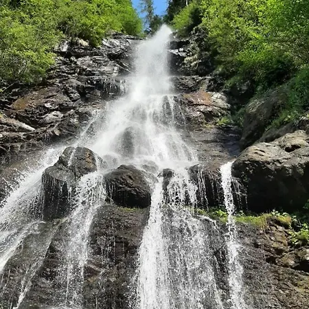 Apartment Wasserfall Im Zillertal - Oasis Of Peace With Panoramic Terrace, Near Fuegen Hart im Zillertal