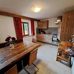 Apartman Wasserfall Im Zillertal - Oasis Of Peace With Panoramic Terrace, Near Fuegen Hart im Zillertal