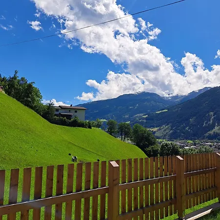 Apartment Wasserfall Im Zillertal *
